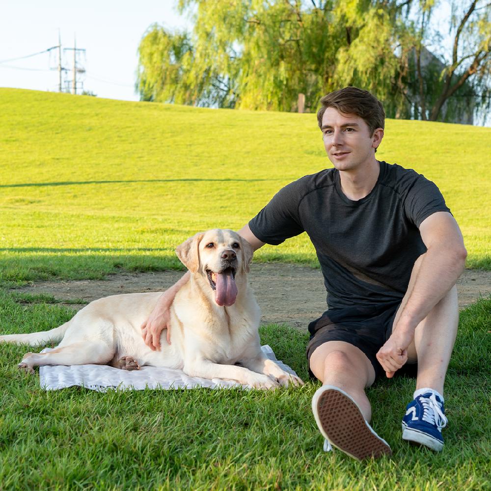 AVANTPET Eco cooling mat for pets - simple design