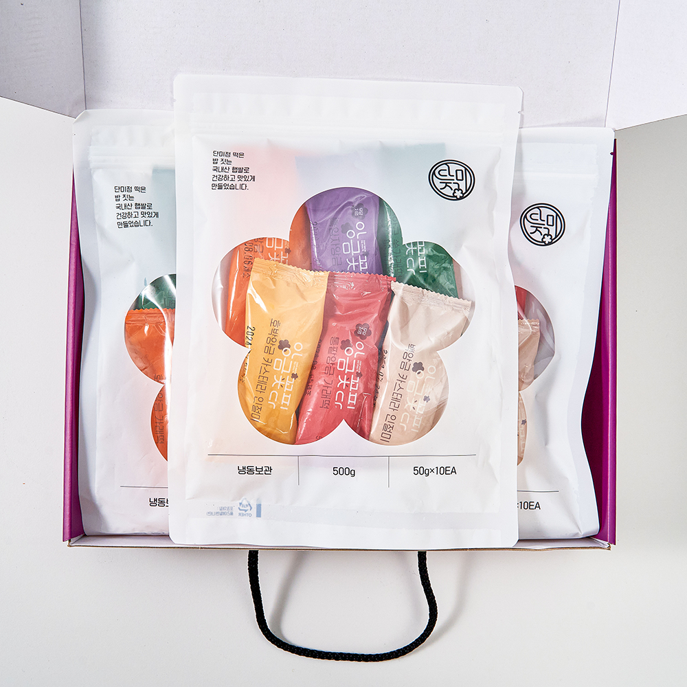 Korean Traditional Rice Cakes – Sweet Paste Garaetteok & Castella Injeolmi 6-piece Set